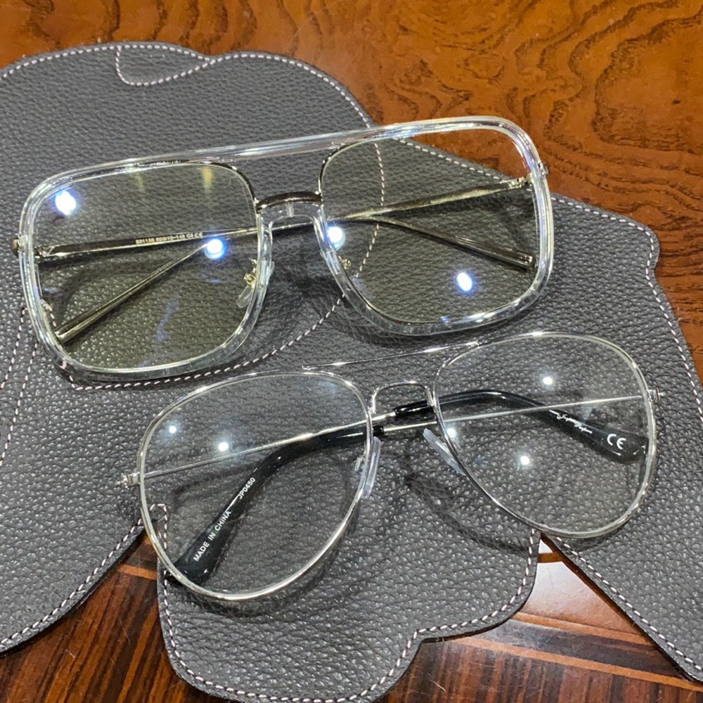 clear eyeglasses